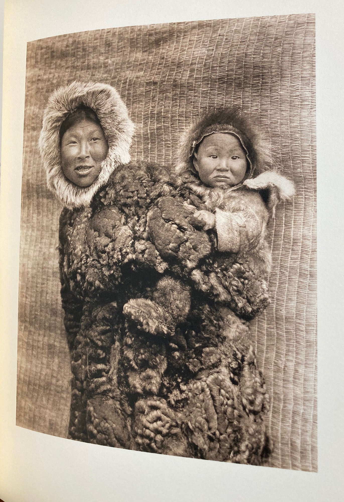 Curtis, Edward S. Native Nations: First Americans as Seen by Edward S. Curtis.