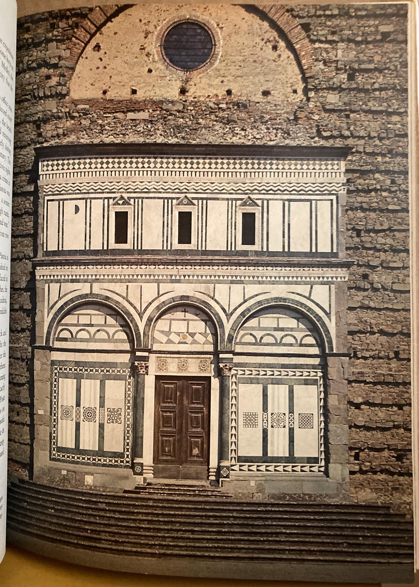 Hofer, Evelyn. The Stones of Florence by Mary McCarthy, with photographs by Evelyn Hofer.