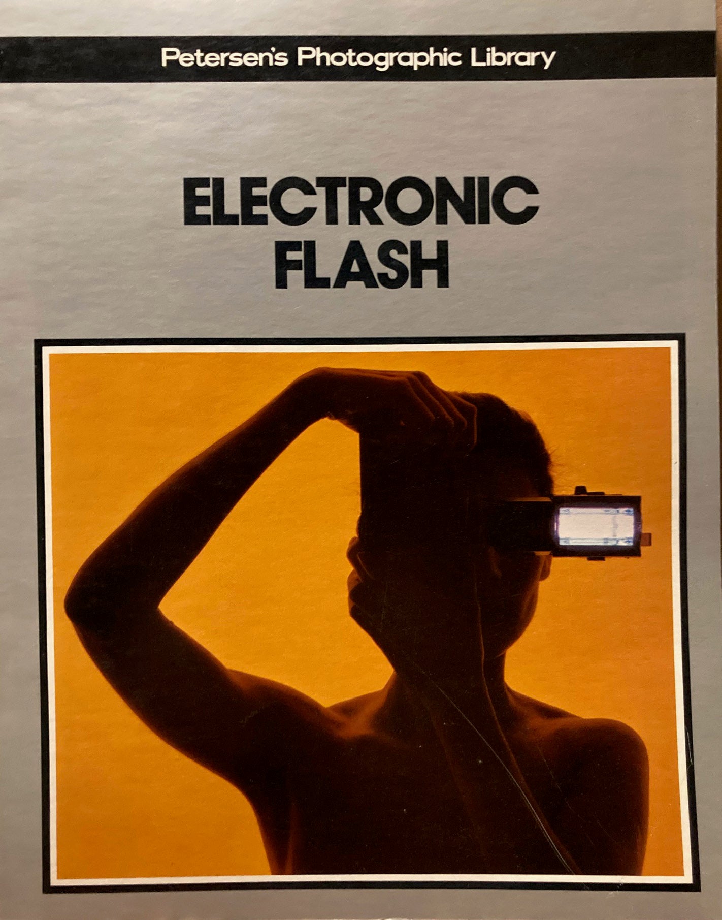 Flash. Electronic Flash by Jim Cornfield. Petersen's Photographic Library.