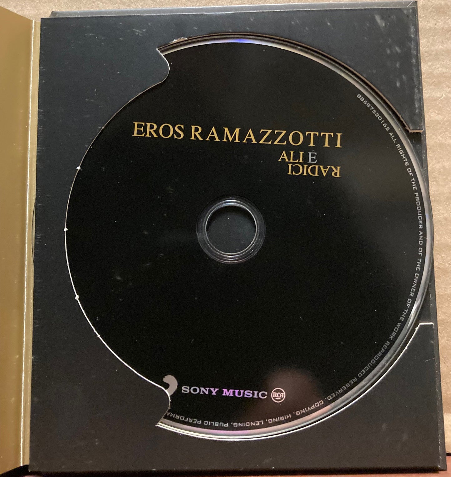 Weber, Bruce. Eros Ramazzotti. Ali E Radici (Roots and Wings).
