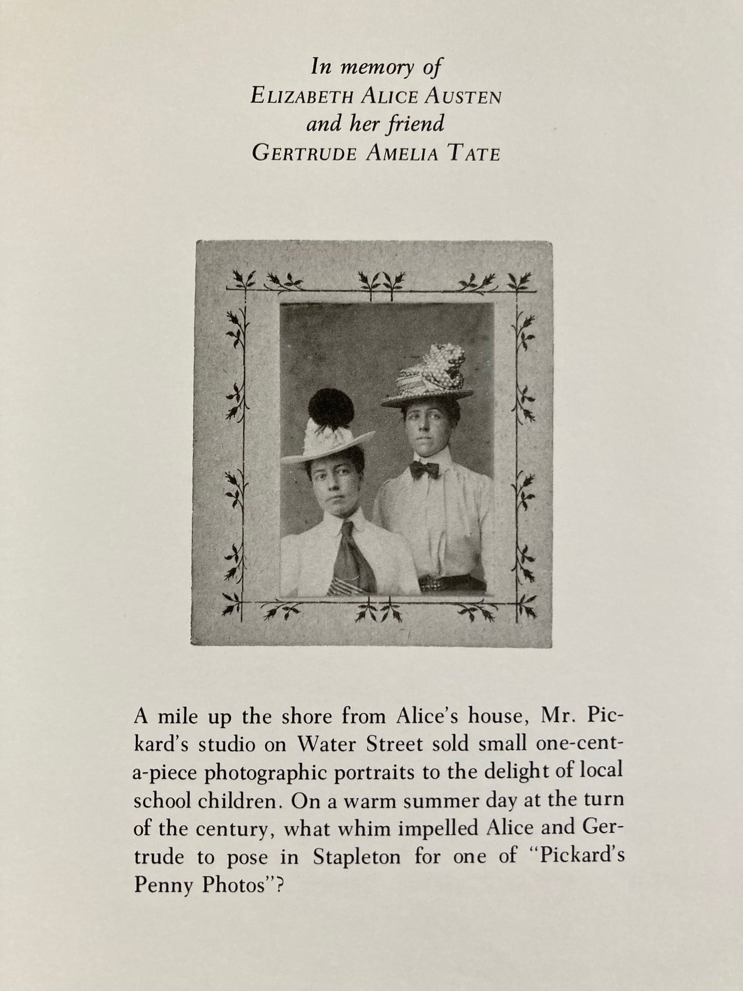 Austen, Alice. Alice’s World: The Life and Photography of an American Original: Alice Austen, 1866-1952 by Ann Novotny.