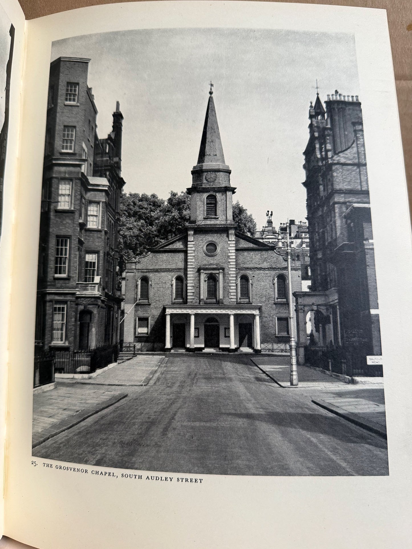 Gernseim, Helmut. Beautiful London by Helmut Gernsheim.