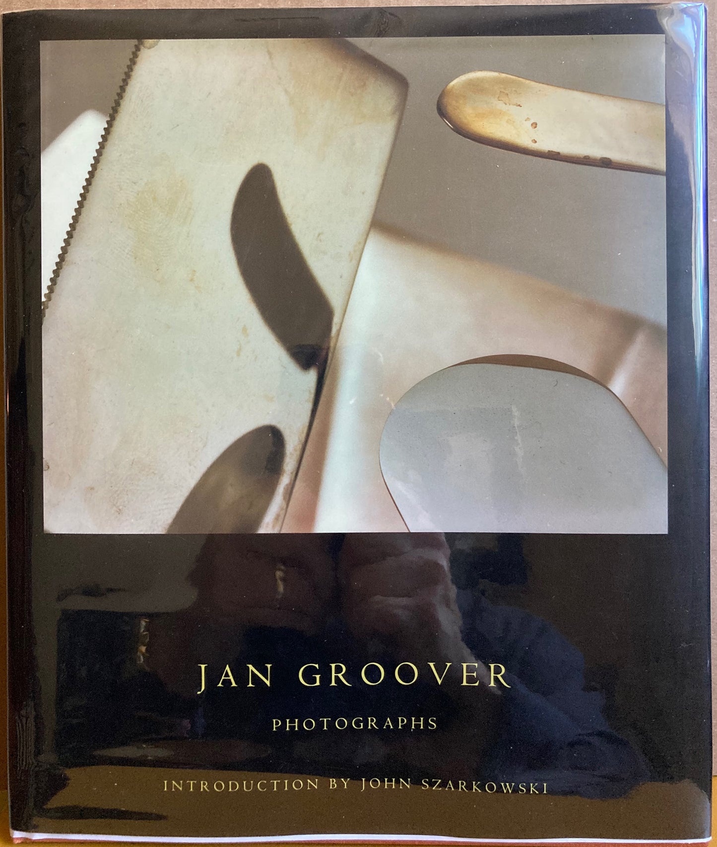 Groover, Jan.  Jan Groover: Photographs. Introduction by John Szarkowski.