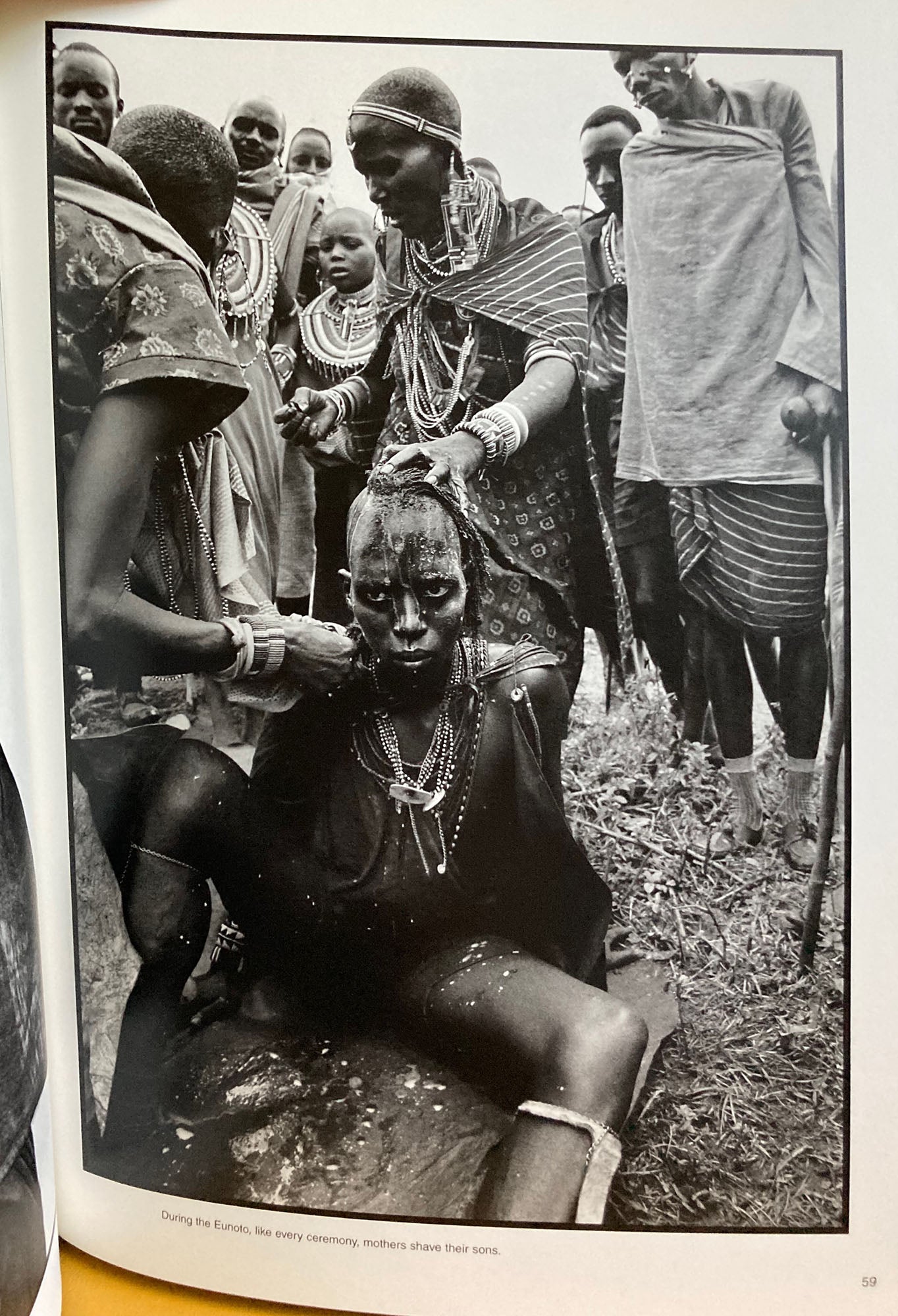 Bonn Guillaume. La Mal d’Afrique: A Journey into Old and New Africa by Guillaume Bonn.